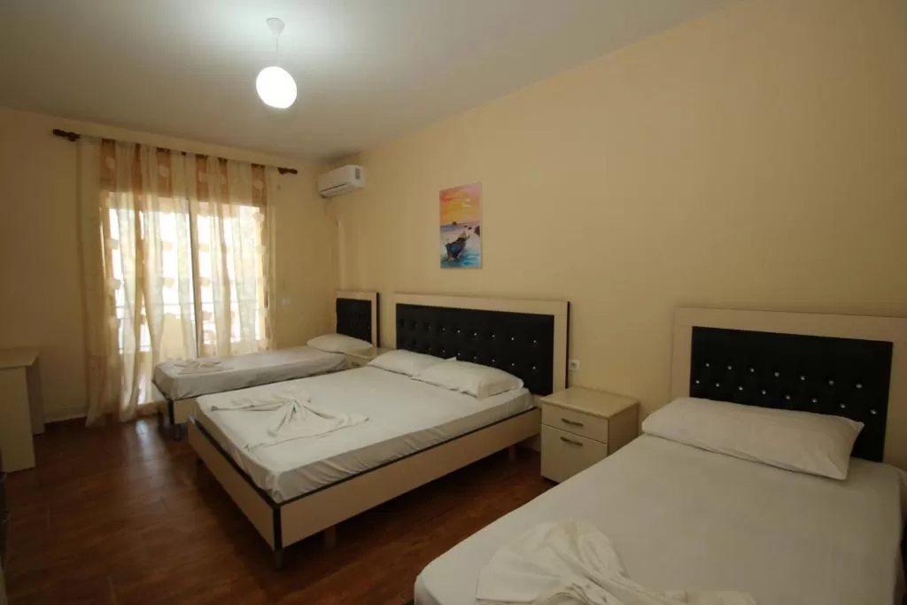 Classic Quadruple Room1.jpg